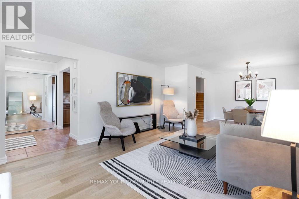 Main Floor - 246 Anne Street N, Barrie, Ontario  L4N 4X5 - Photo 4 - S12790664