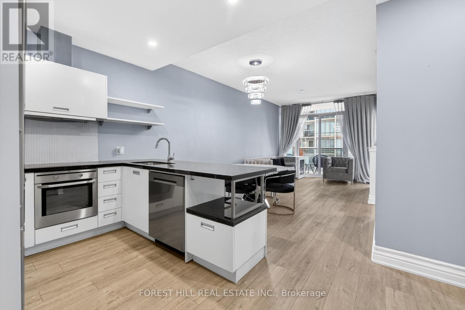 509 - 88 Park Lawn Road, Toronto, Ontario  M8Y 0B5 - Photo 5 - W12780818