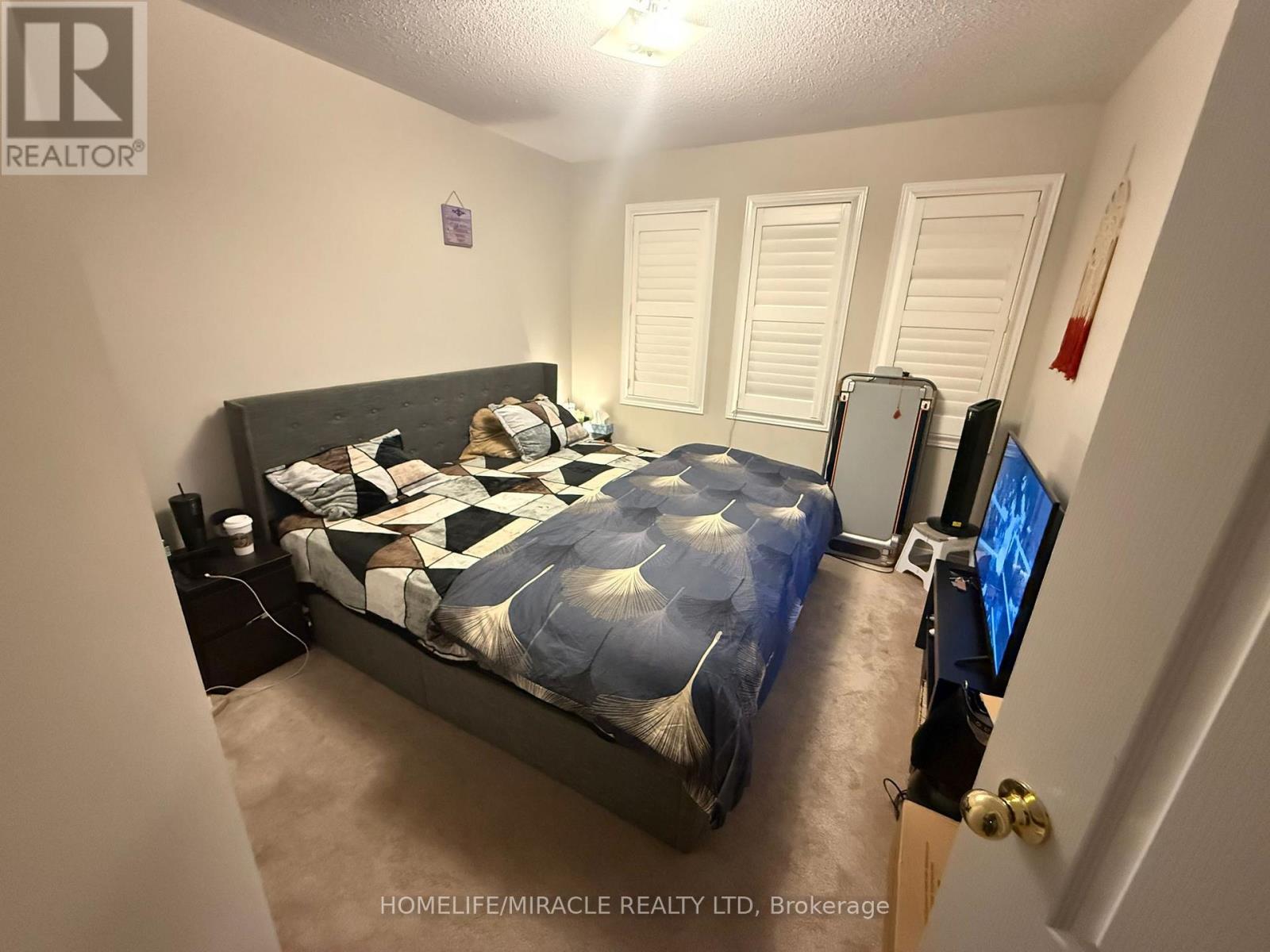 95 Sleightholme Crescent, Brampton, Ontario  L6P 3E6 - Photo 6 - W12790662