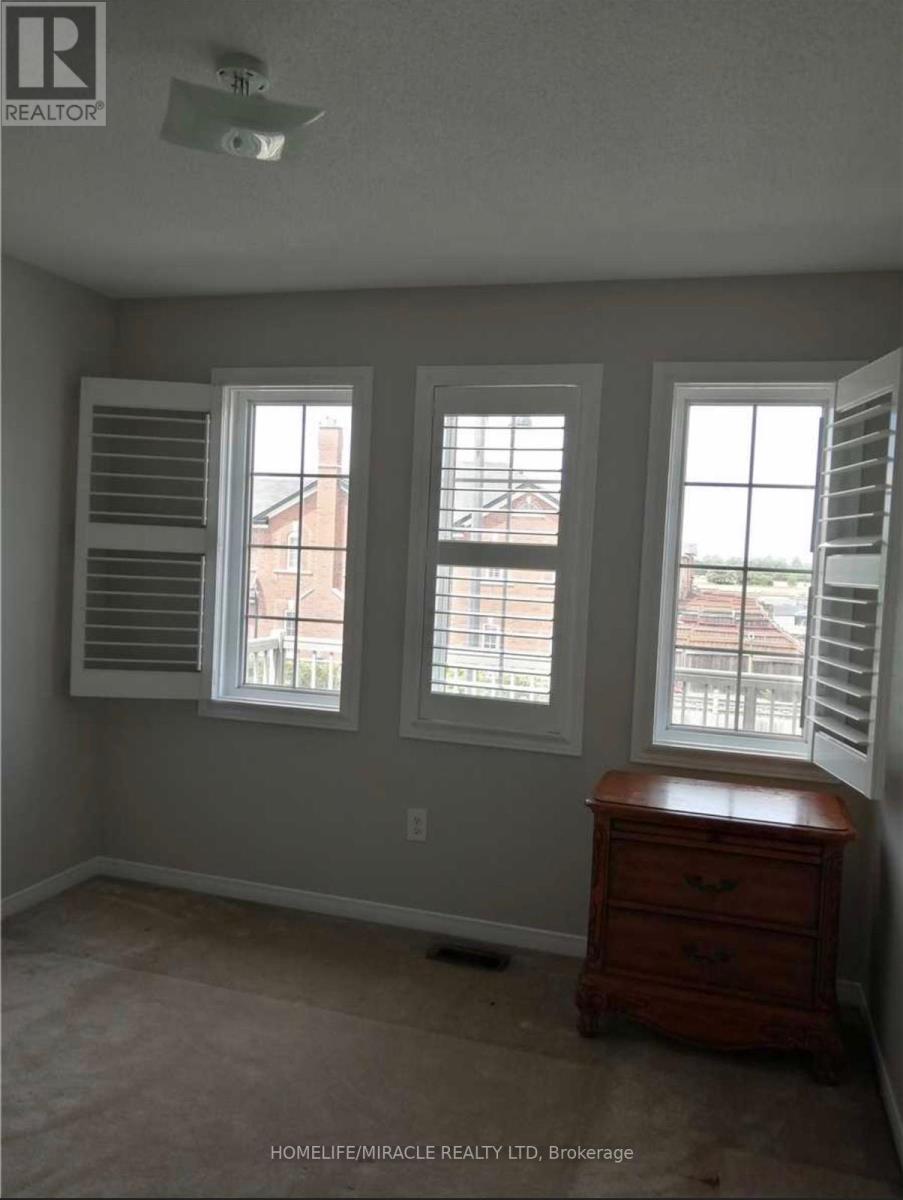 95 Sleightholme Crescent, Brampton, Ontario  L6P 3E6 - Photo 7 - W12790662