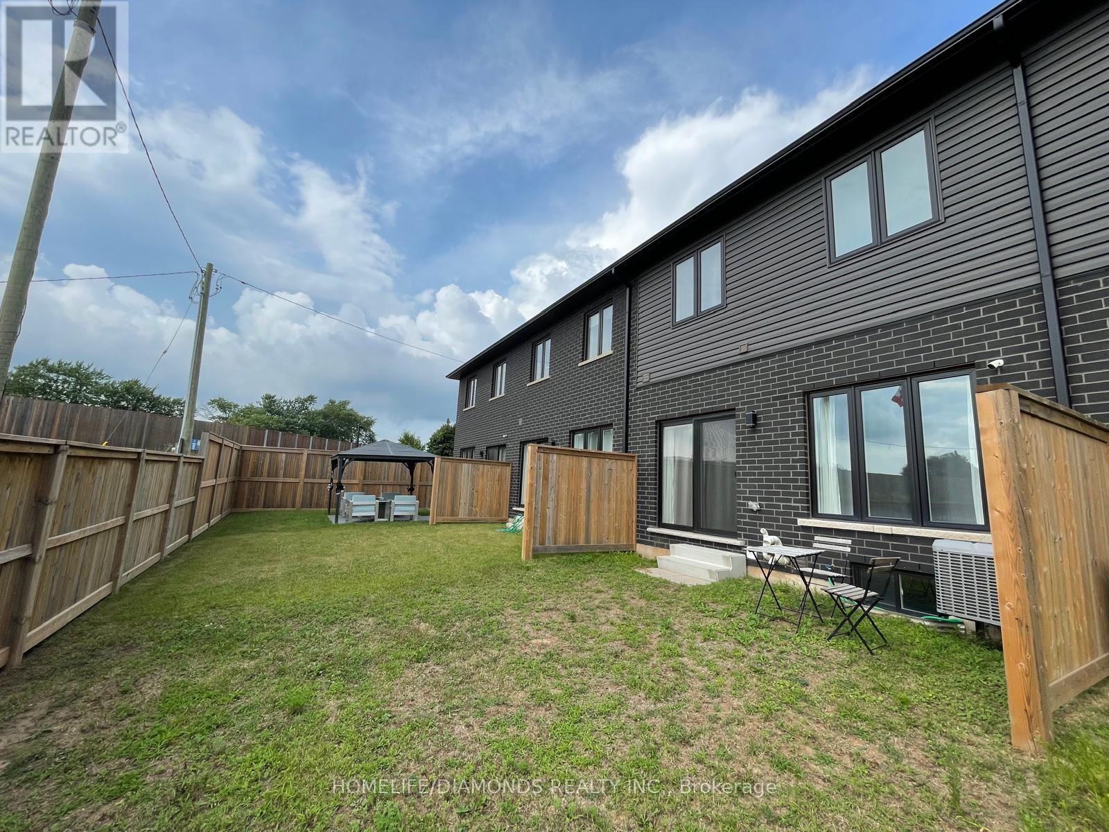 4841 Pettit Avenue, Niagara Falls, Ontario  L2E 0B7 - Photo 19 - X12790650