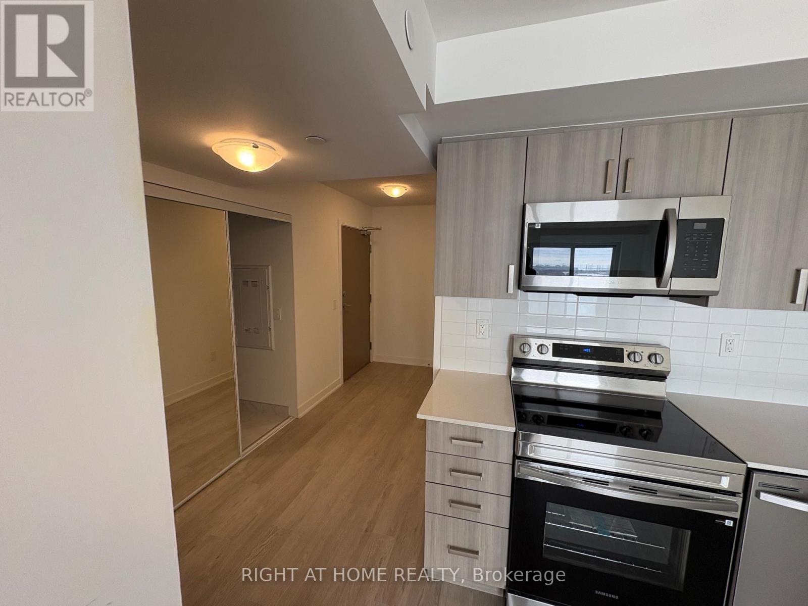 1205 - 1010 Sandy Beach Road, Pickering, Ontario  L1W 3V9 - Photo 8 - E12790346