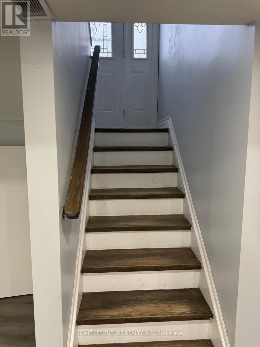 Bsmt - 19801 Leslie Street, East Gwillimbury, Ontario  L7A 0W1 - Photo 2 - N12788700