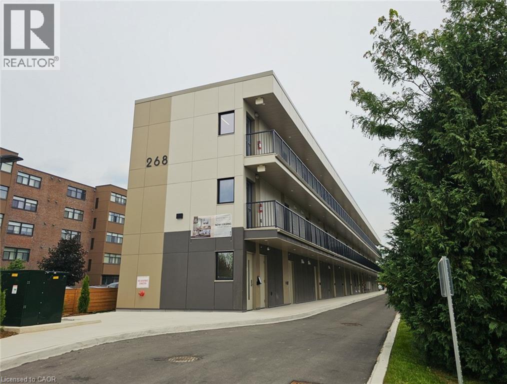 268 Oakdale Avenue, St. Catharines, Ontario  L2P 2K4 - Photo 1 - 40804154