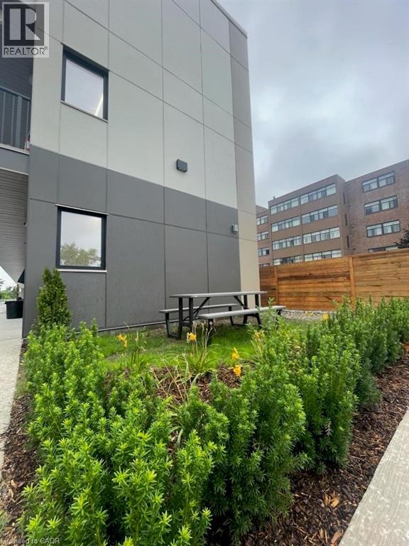 268 Oakdale Avenue, St. Catharines, Ontario  L2P 2K4 - Photo 12 - 40804154