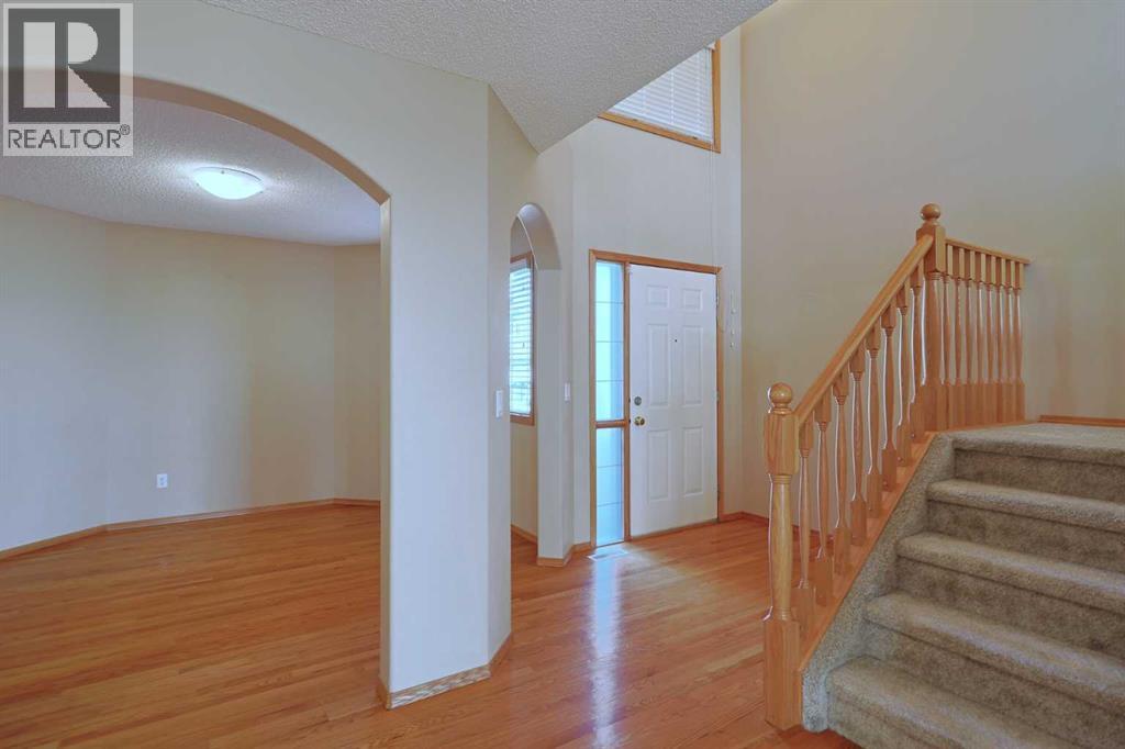 256 Hampstead Road Nw, Calgary, Alberta  T3A 6G6 - Photo 7 - A2284913