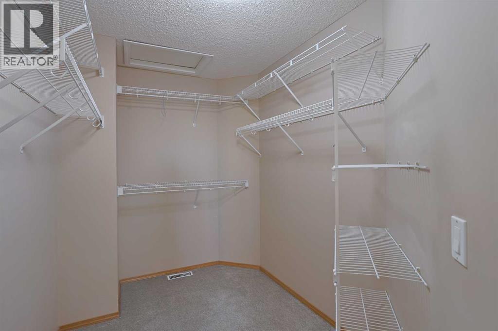 256 Hampstead Road Nw, Calgary, Alberta  T3A 6G6 - Photo 26 - A2284913