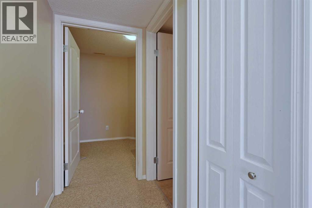 256 Hampstead Road Nw, Calgary, Alberta  T3A 6G6 - Photo 38 - A2284913