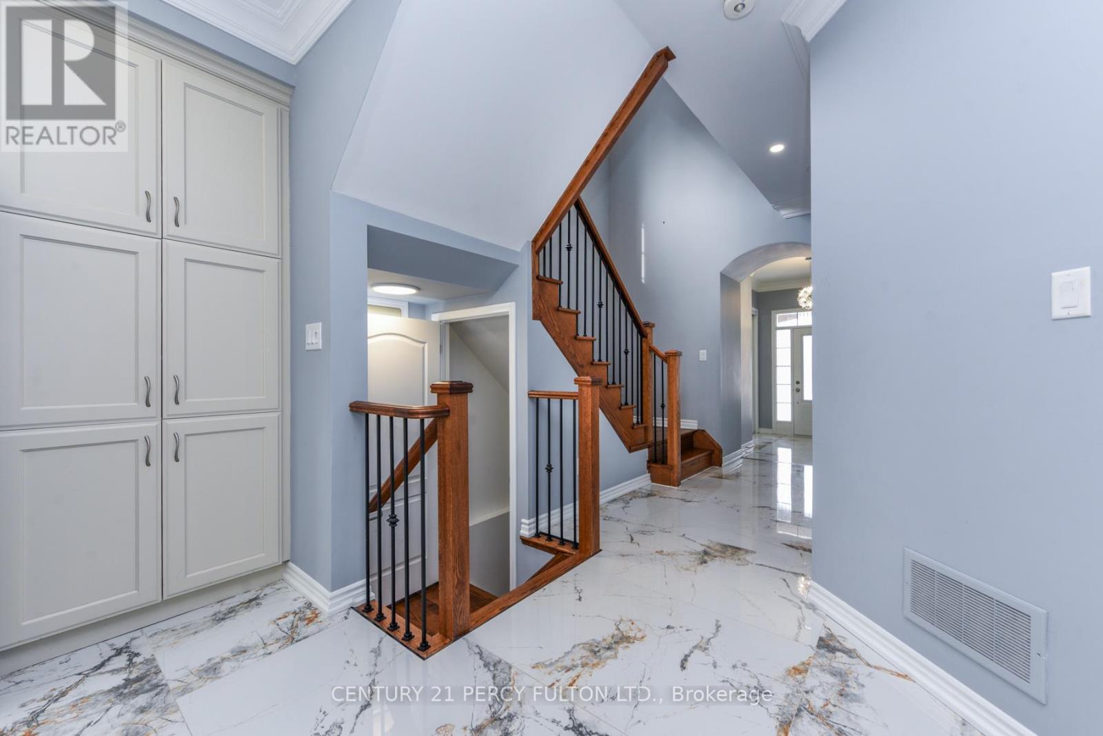 1040 Foxtail Crescent, Pickering, Ontario  L1X 0E7 - Photo 8 - E12790668