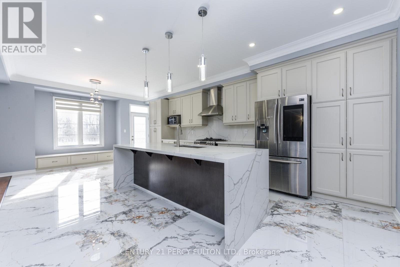 1040 Foxtail Crescent, Pickering, Ontario  L1X 0E7 - Photo 9 - E12790668