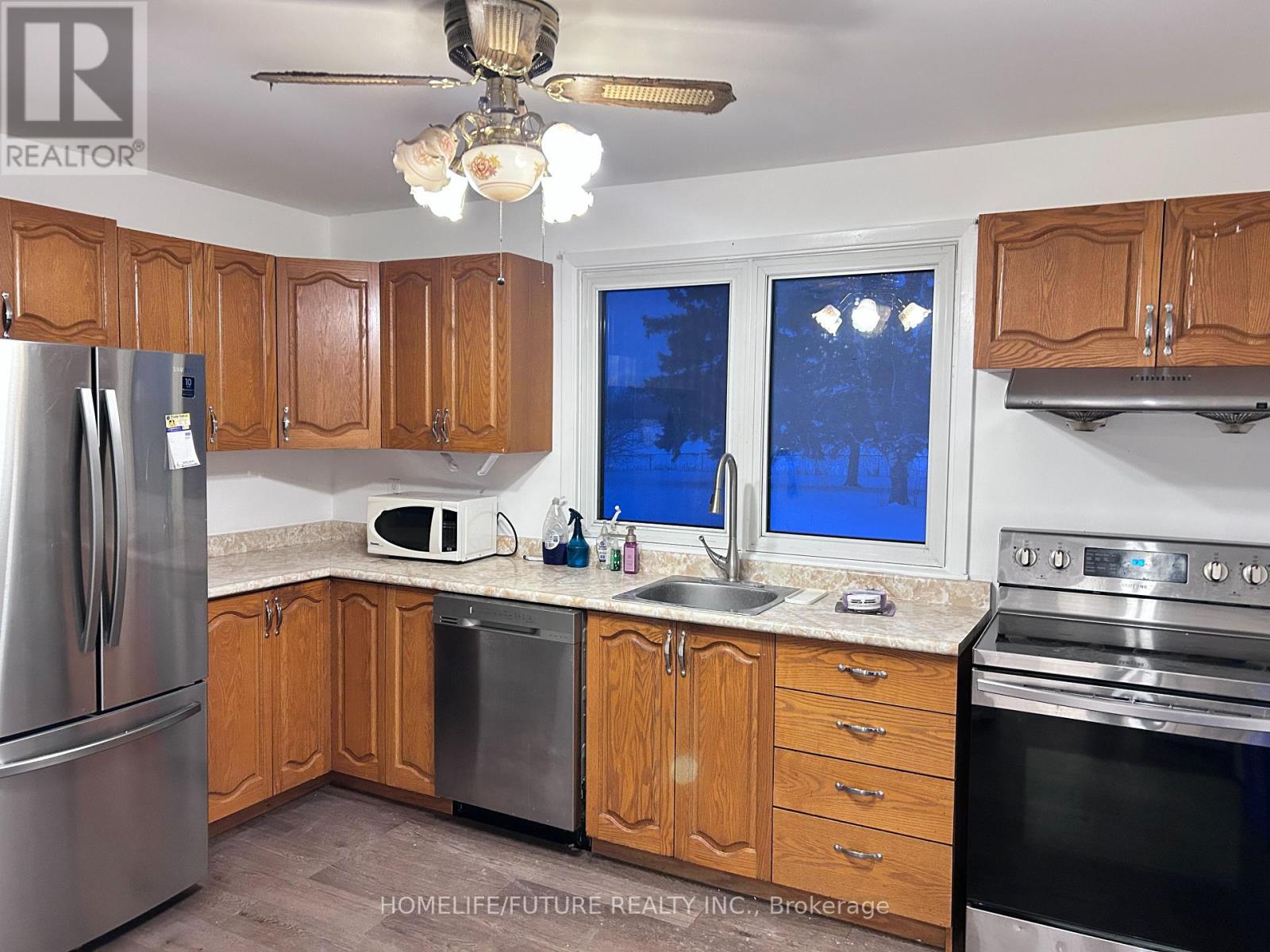 Upper - 19801 Leslie Street, East Gwillimbury, Ontario  L0G 1R0 - Photo 6 - N12788792