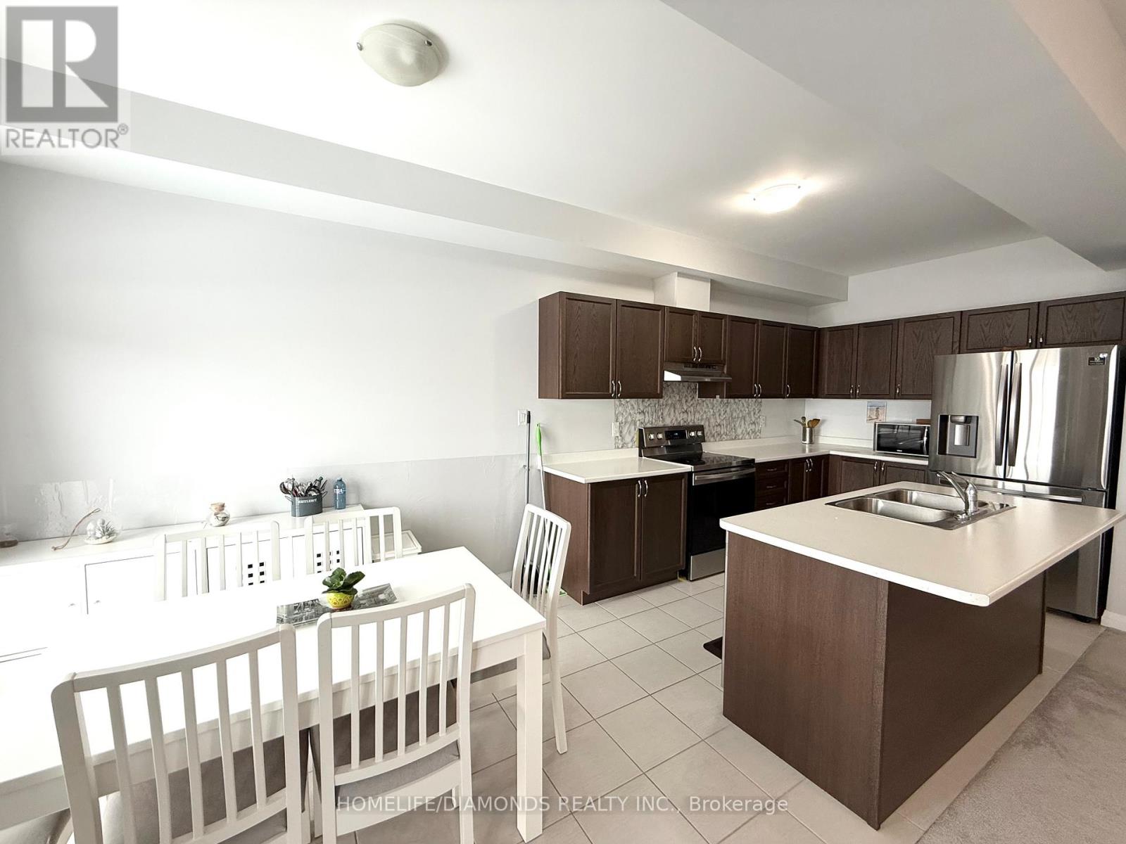 4841 Pettit Avenue, Niagara Falls, Ontario  L2E 0B7 - Photo 5 - X12790650