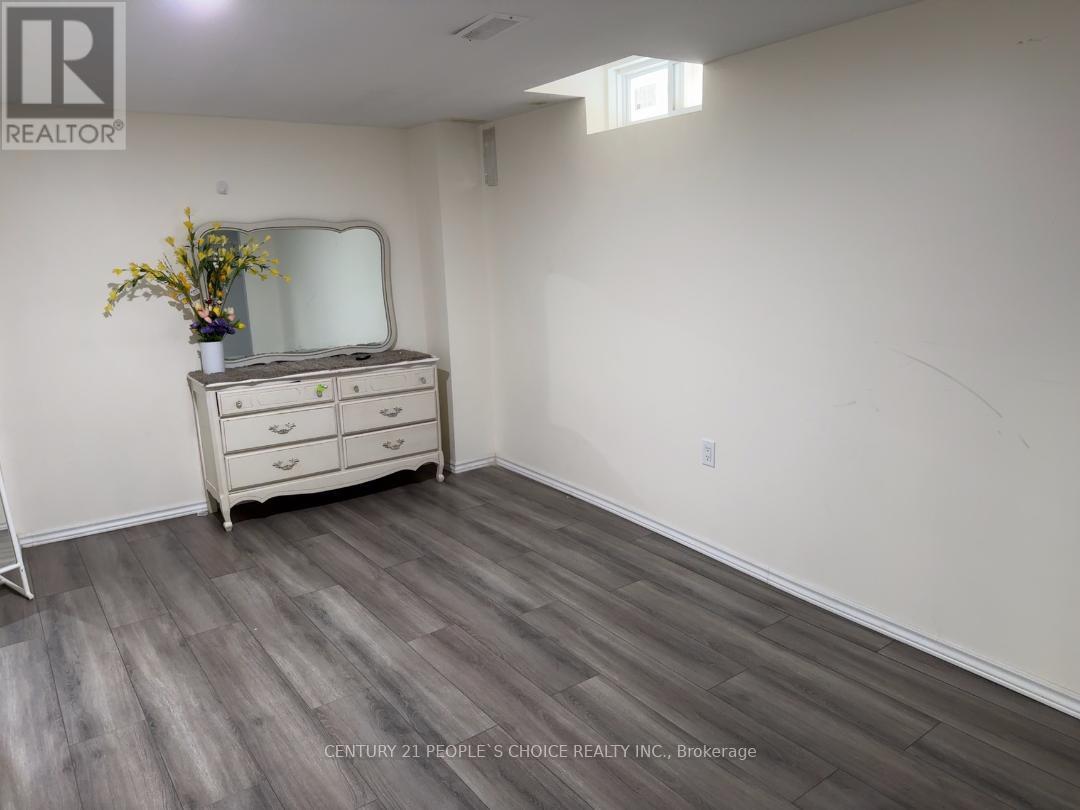 Bsmt - 118 Blackwell Crescent, Bradford West Gwillimbury, Ontario  L3Z 4L4 - Photo 7 - N12790698