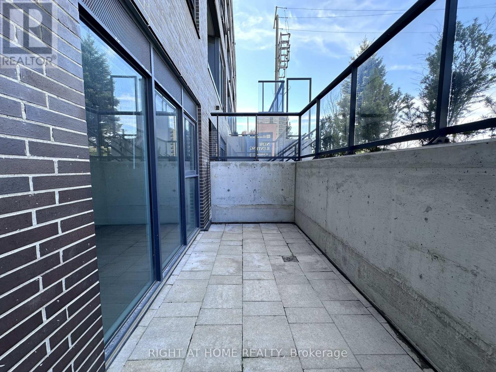 015 - 185 Deerfield Road, Newmarket, Ontario  L3Y 0G7 - Photo 2 - N12790708