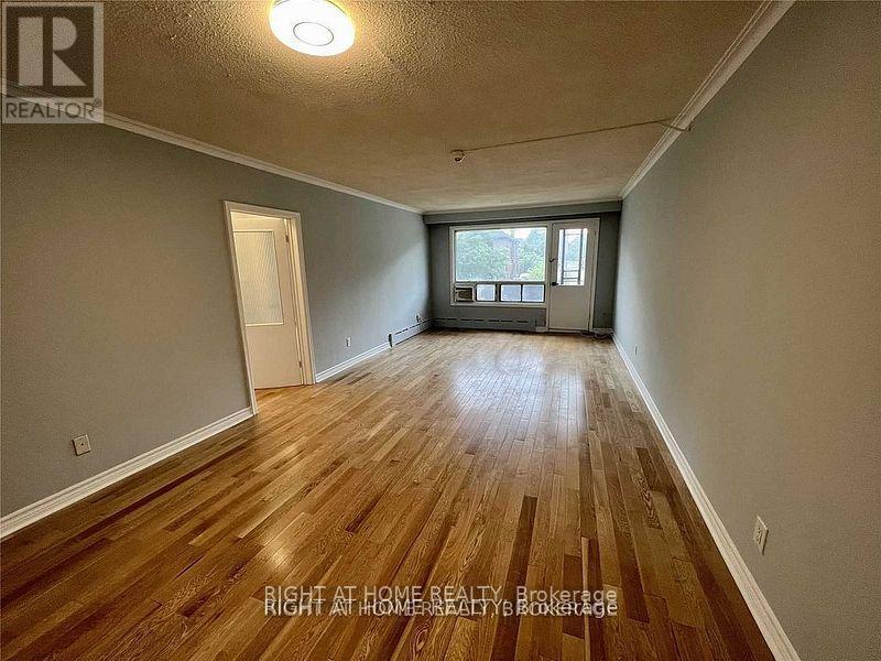 3 - 139 Royal York Road, Toronto, Ontario  M8V 2T9 - Photo 2 - W12790682