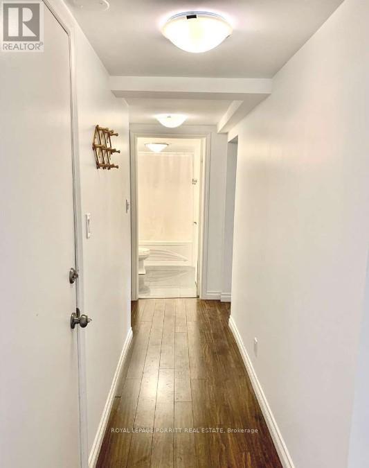 Lower - 273 Beta Street, Toronto, Ontario  M8W 4H9 - Photo 12 - W12790702