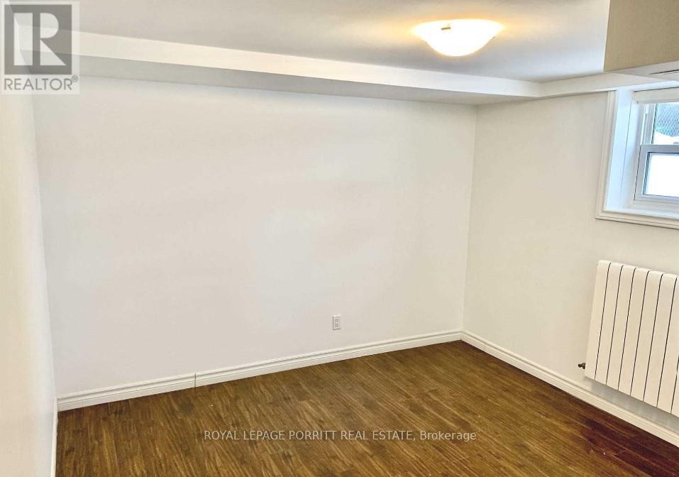 Lower - 273 Beta Street, Toronto, Ontario  M8W 4H9 - Photo 7 - W12790702