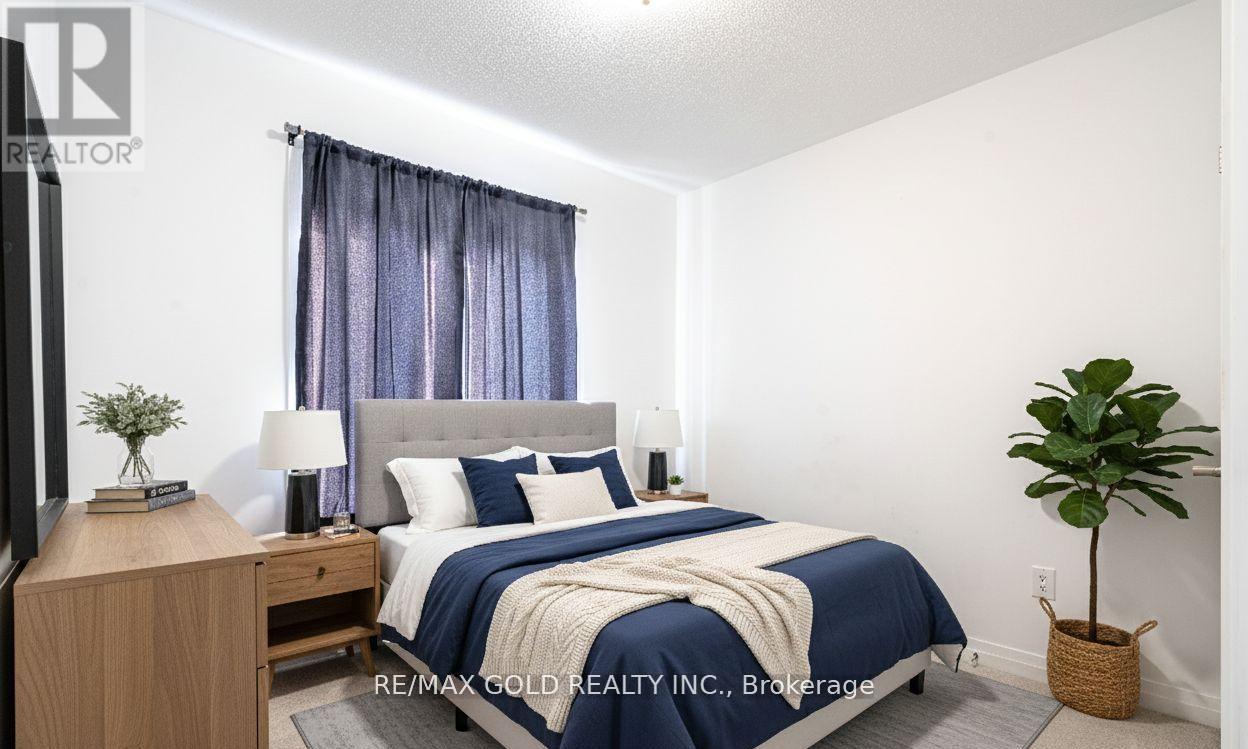 18 Haydrop Road, Brampton, Ontario  L6P 4P3 - Photo 7 - W12790706