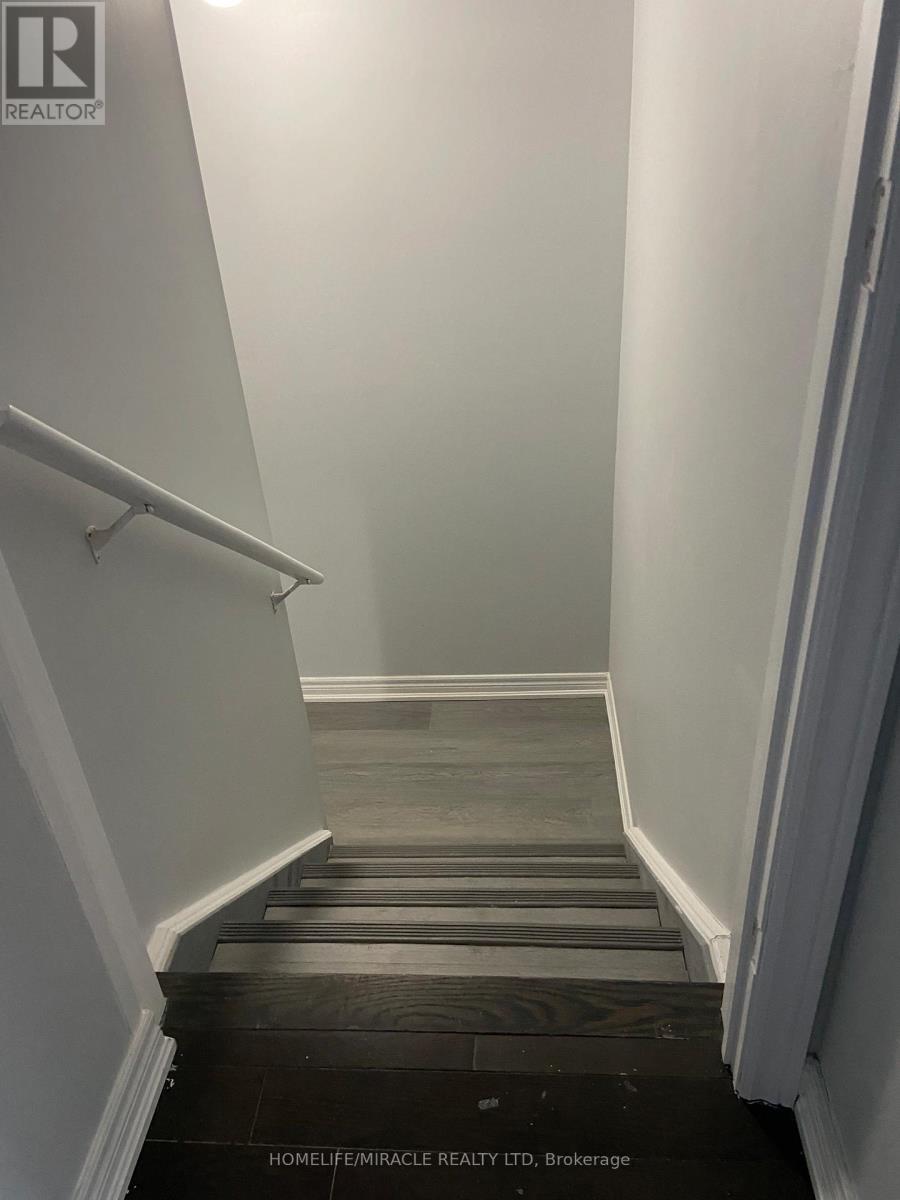 3 Talence Drive, Hamilton, Ontario  L8J 0L2 - Photo 17 - X12790680