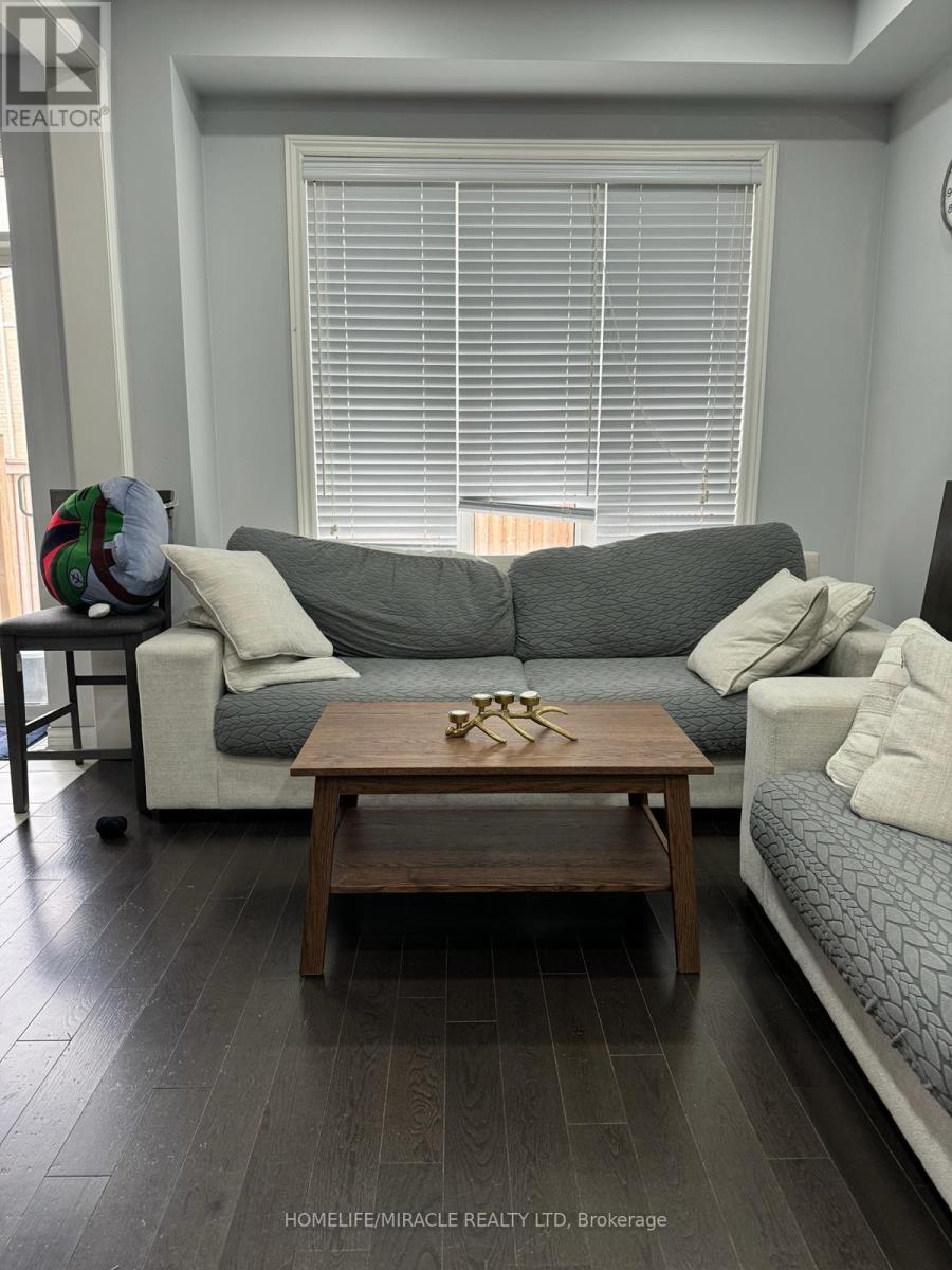 3 Talence Drive, Hamilton, Ontario  L8J 0L2 - Photo 9 - X12790680