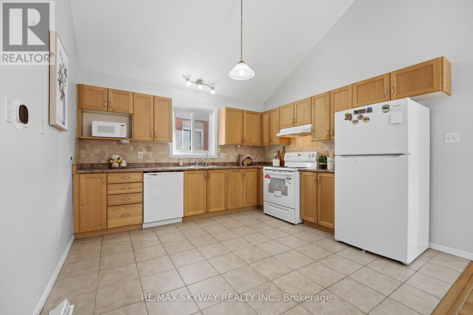 109 Green Gate Boulevard, Cambridge, Ontario  N1T 2E2 - Photo 13 - X12790686