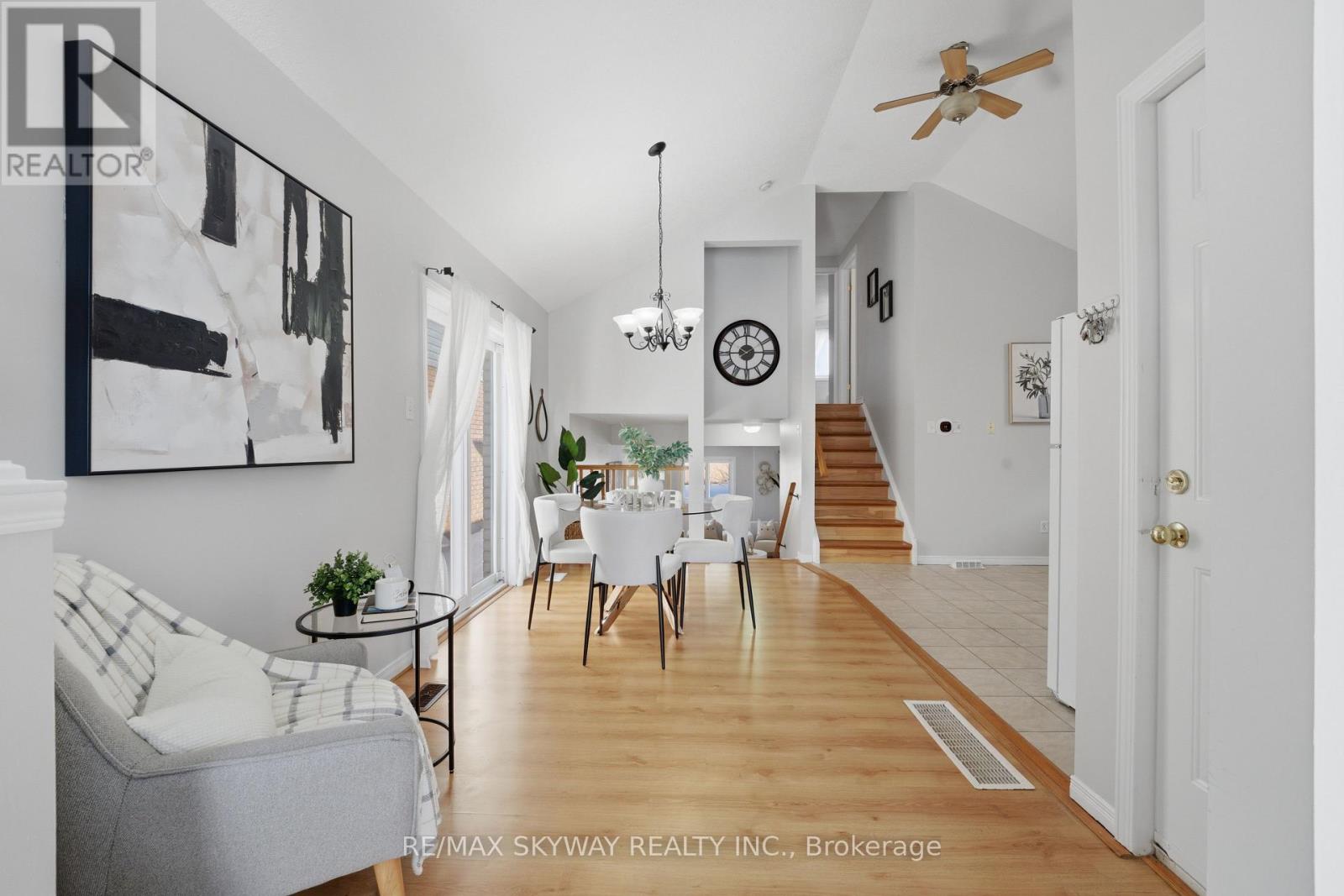 109 Green Gate Boulevard, Cambridge, Ontario  N1T 2E2 - Photo 3 - X12790686