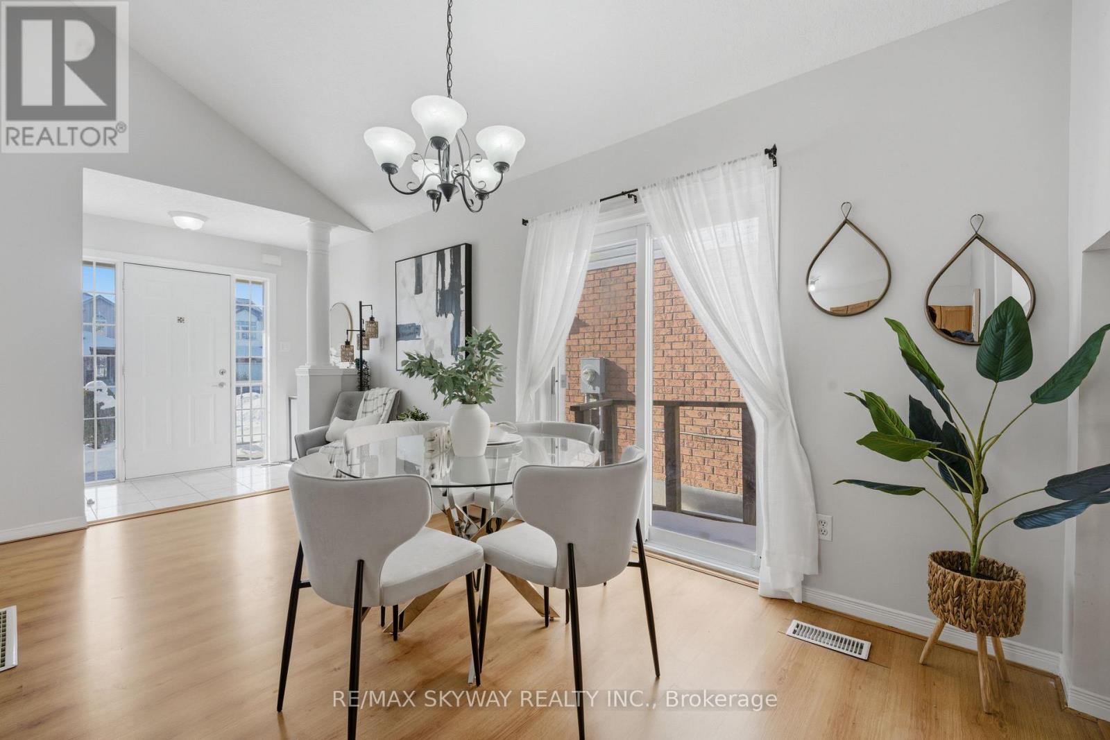 109 Green Gate Boulevard, Cambridge, Ontario  N1T 2E2 - Photo 4 - X12790686