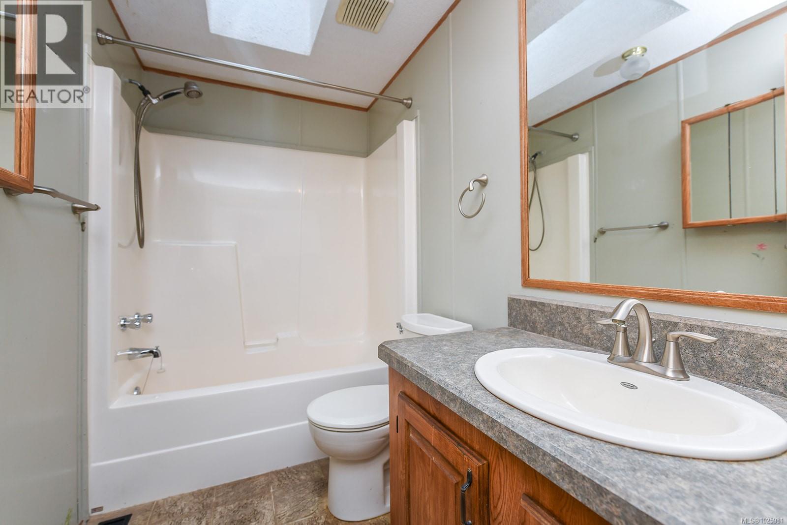 2 4714 Muir Rd, Courtenay, British Columbia  V9N 8Z6 - Photo 36 - 1025981