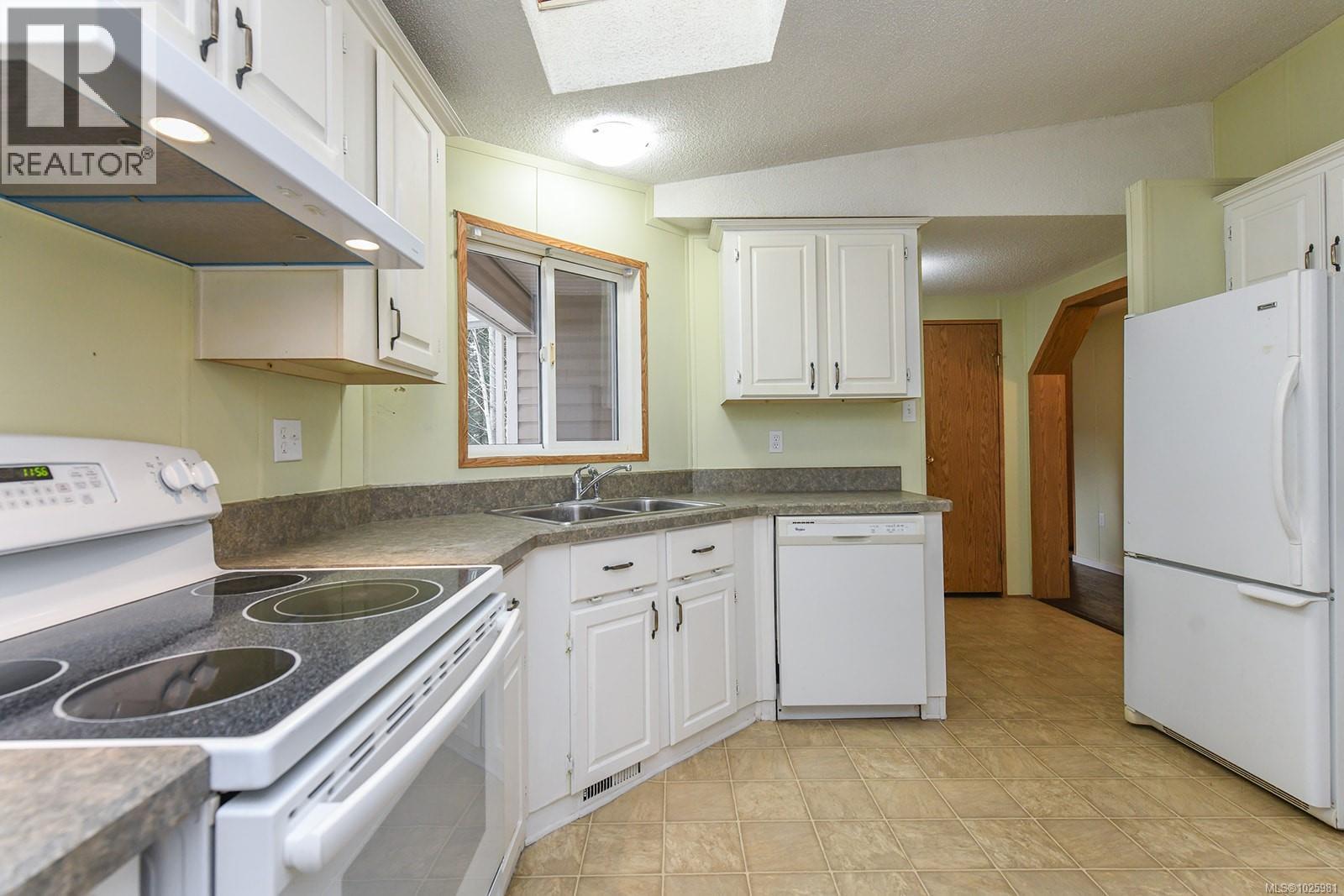 2 4714 Muir Rd, Courtenay, British Columbia  V9N 8Z6 - Photo 23 - 1025981