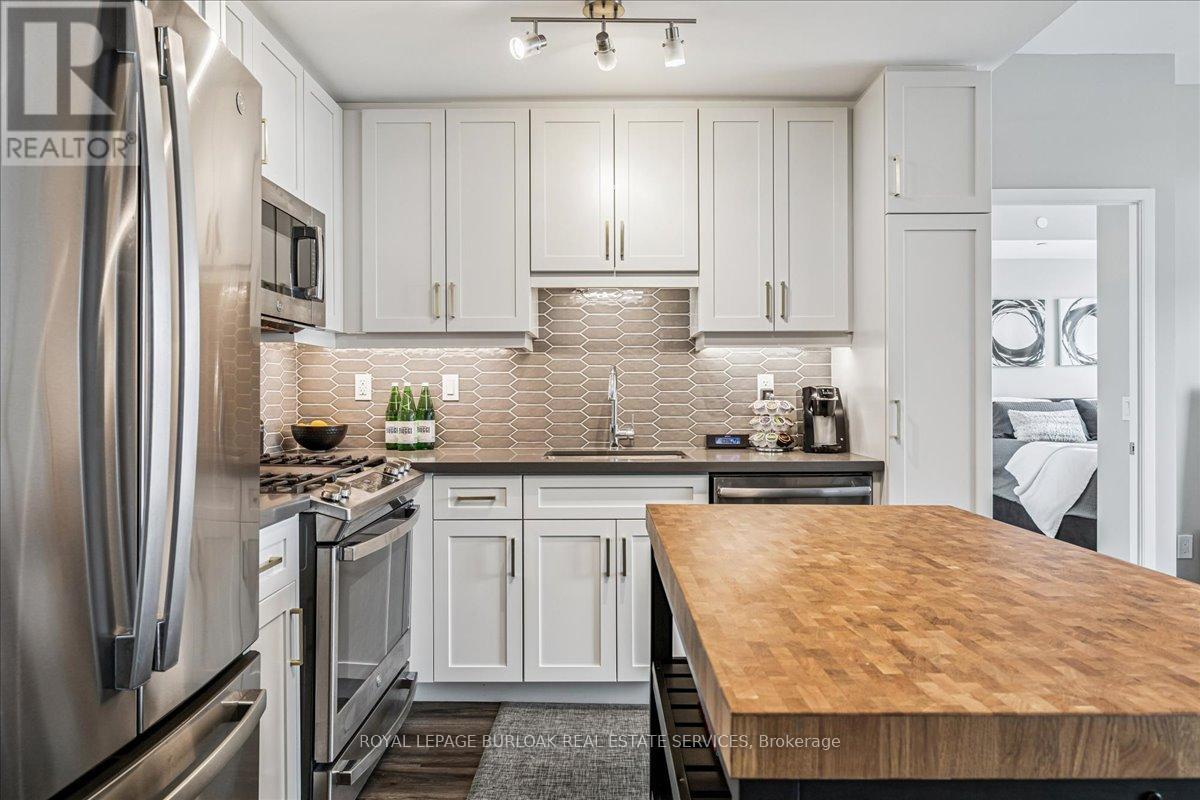 1201 - 2007 James Street, Burlington, Ontario  L7R 0G7 - Photo 13 - W12559142