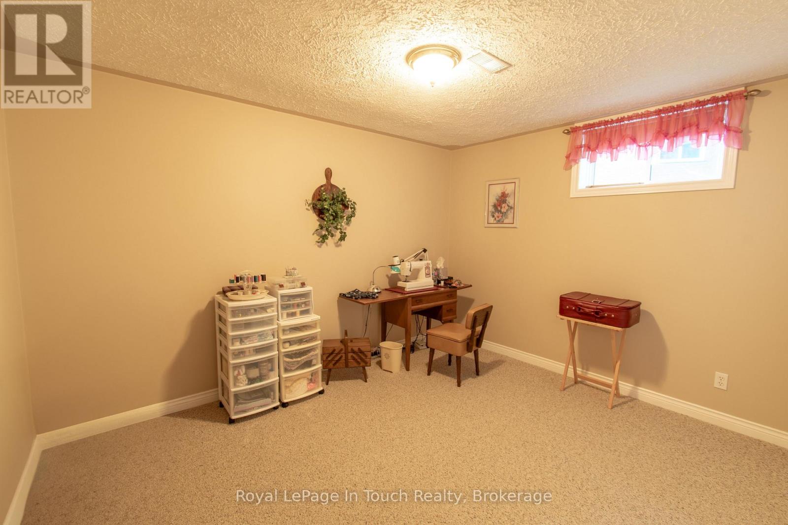 28 Charles Street, Penetanguishene, Ontario  L9M 2G6 - Photo 20 - S12790726