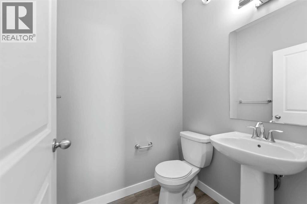 50 Finch Gardens Se, Calgary, Alberta  T3S 0H8 - Photo 3 - A2284671