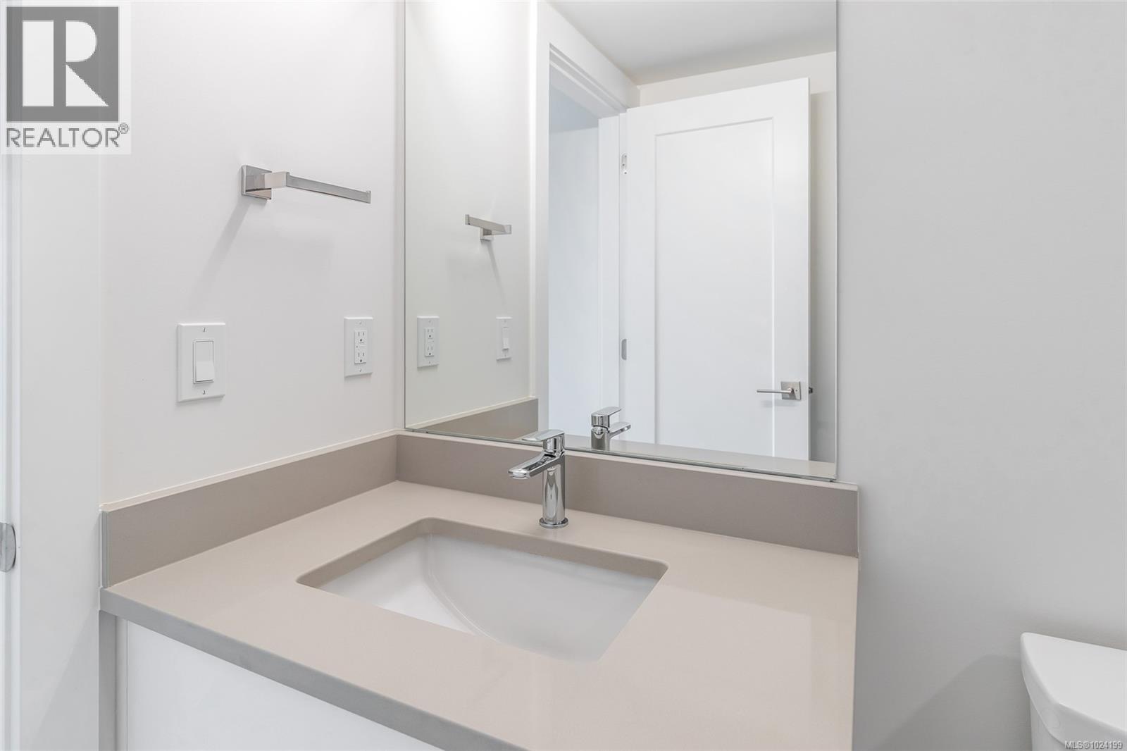 203 45 Haliburton St, Nanaimo, British Columbia  V9R 4V6 - Photo 20 - 1024199