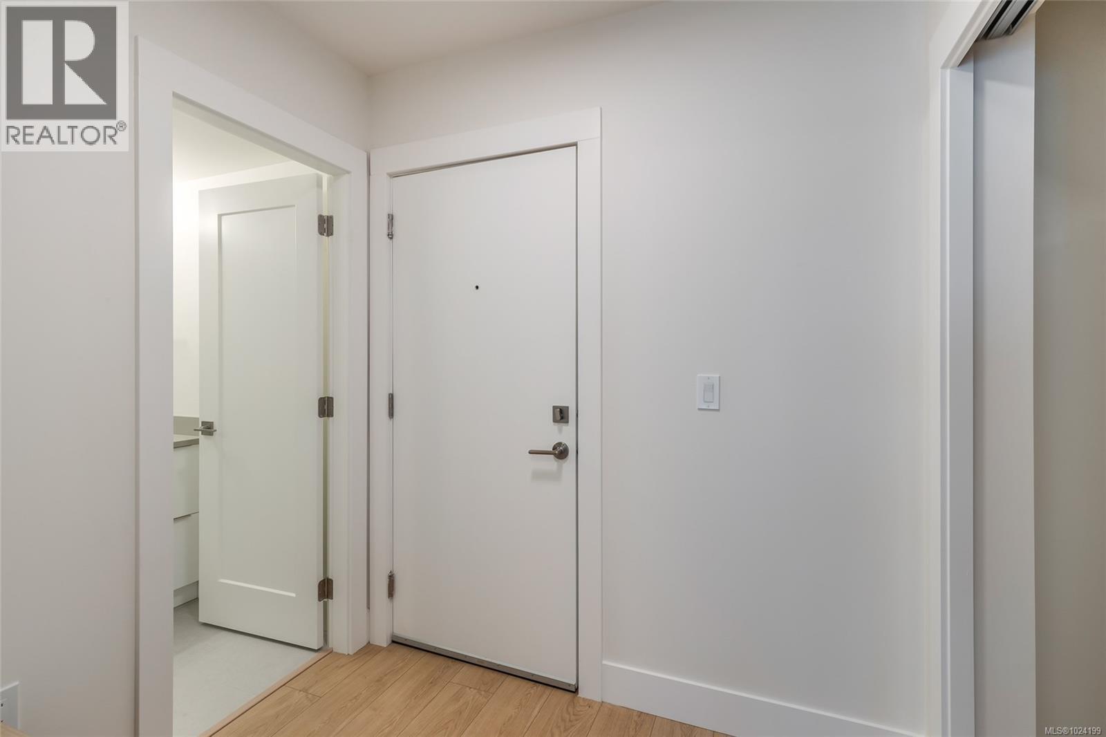 203 45 Haliburton St, Nanaimo, British Columbia  V9R 4V6 - Photo 14 - 1024199