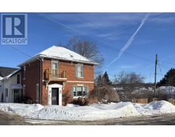 62 MCGONIGAL STREET E, Arnprior, Ontario