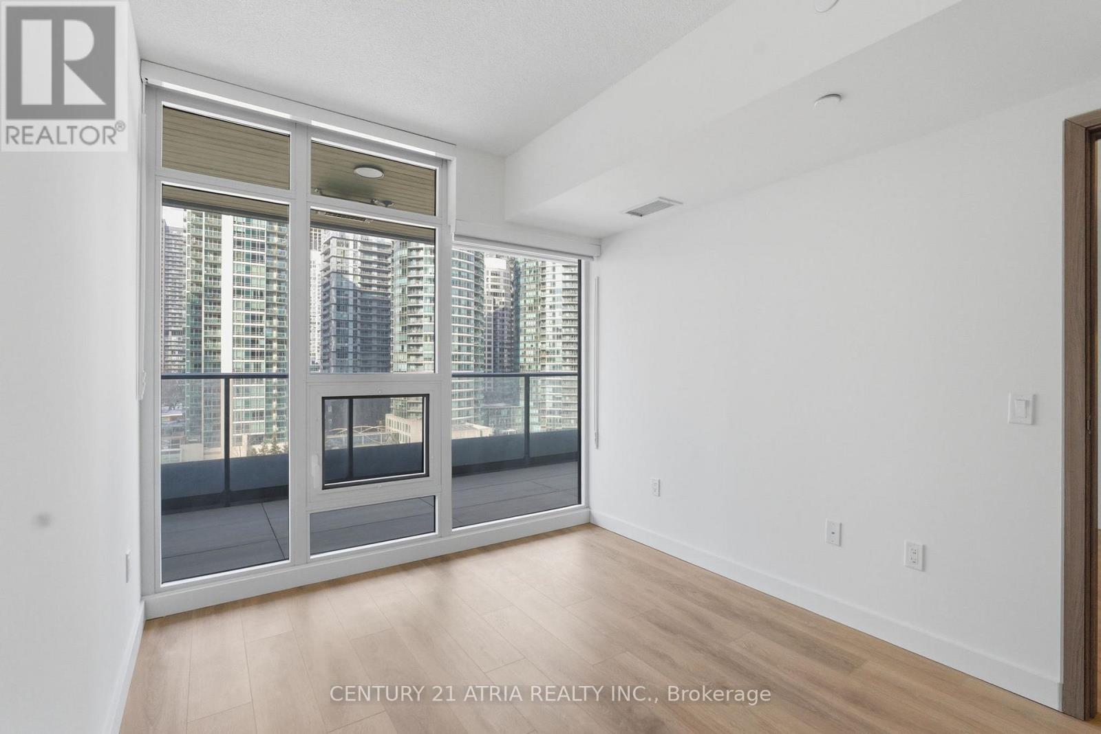 801 - 1 Concord Cityplace Way, Toronto, Ontario  M5V 0X3 - Photo 14 - C12790728