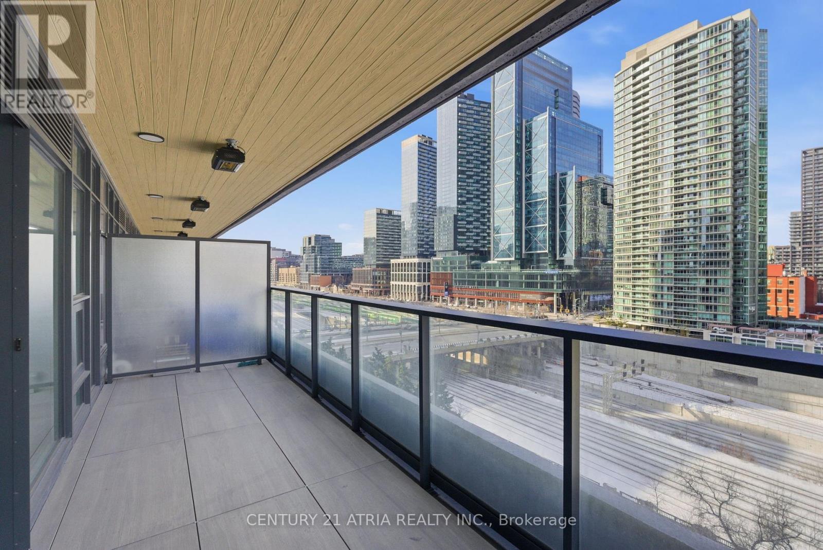 801 - 1 Concord Cityplace Way, Toronto, Ontario  M5V 0X3 - Photo 18 - C12790728