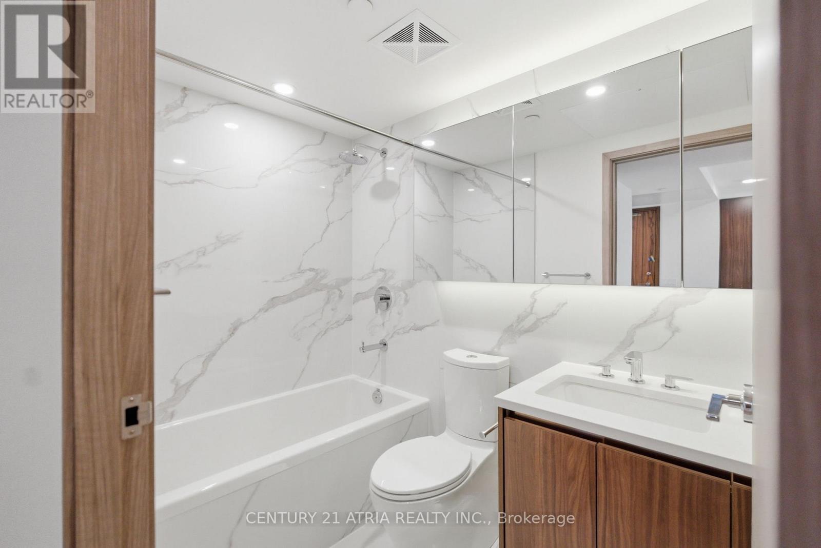 801 - 1 Concord Cityplace Way, Toronto, Ontario  M5V 0X3 - Photo 7 - C12790728