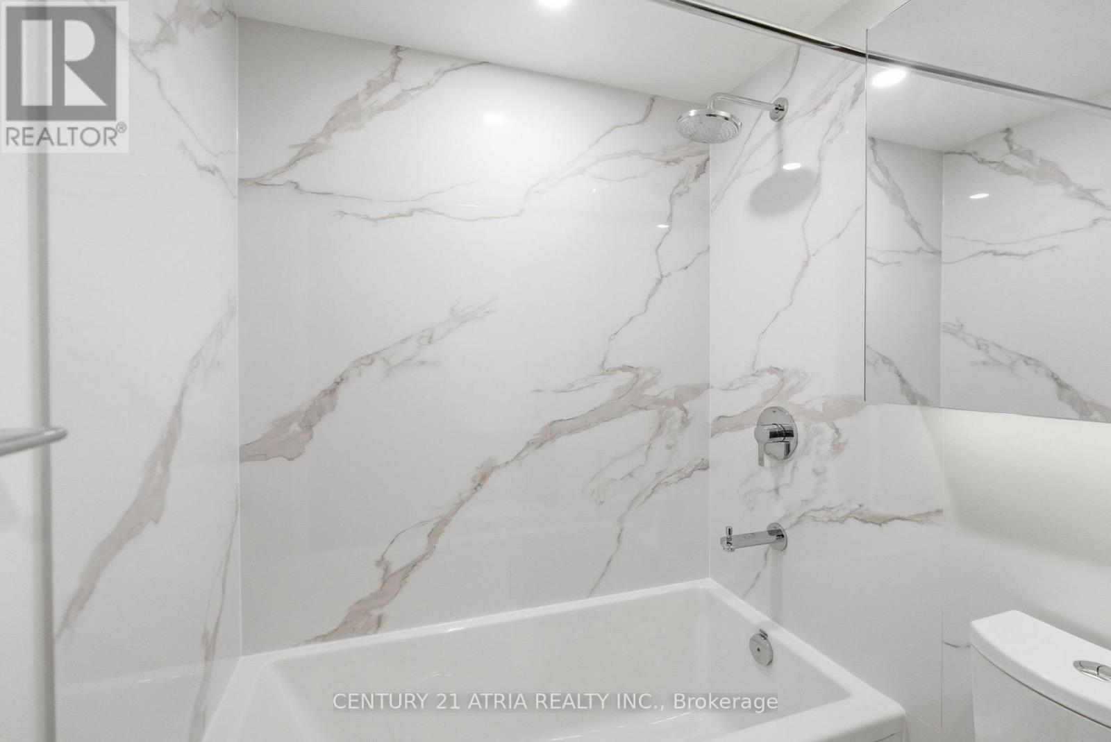 801 - 1 Concord Cityplace Way, Toronto, Ontario  M5V 0X3 - Photo 8 - C12790728