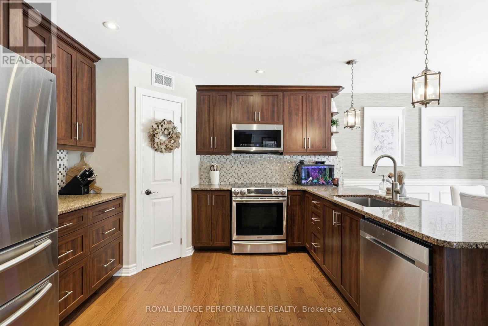 1209 Innwood Avenue, Cornwall, Ontario  K6J 5V2 - Photo 13 - X12790764