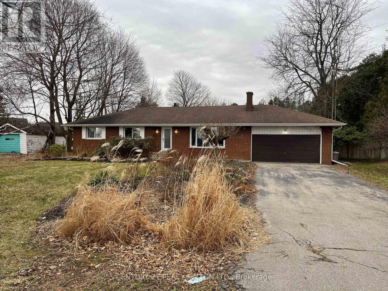10208 Tenth Line, Halton Hills, Ontario  L0P 1K0 - Photo 2 - W12772696