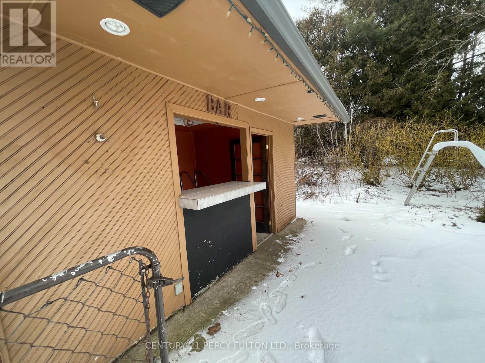 10208 Tenth Line, Halton Hills, Ontario  L0P 1K0 - Photo 35 - W12772696