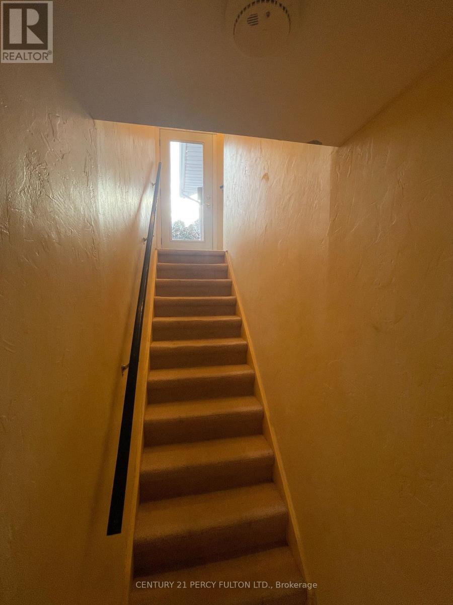 10208 Tenth Line, Halton Hills, Ontario  L0P 1K0 - Photo 26 - W12787732