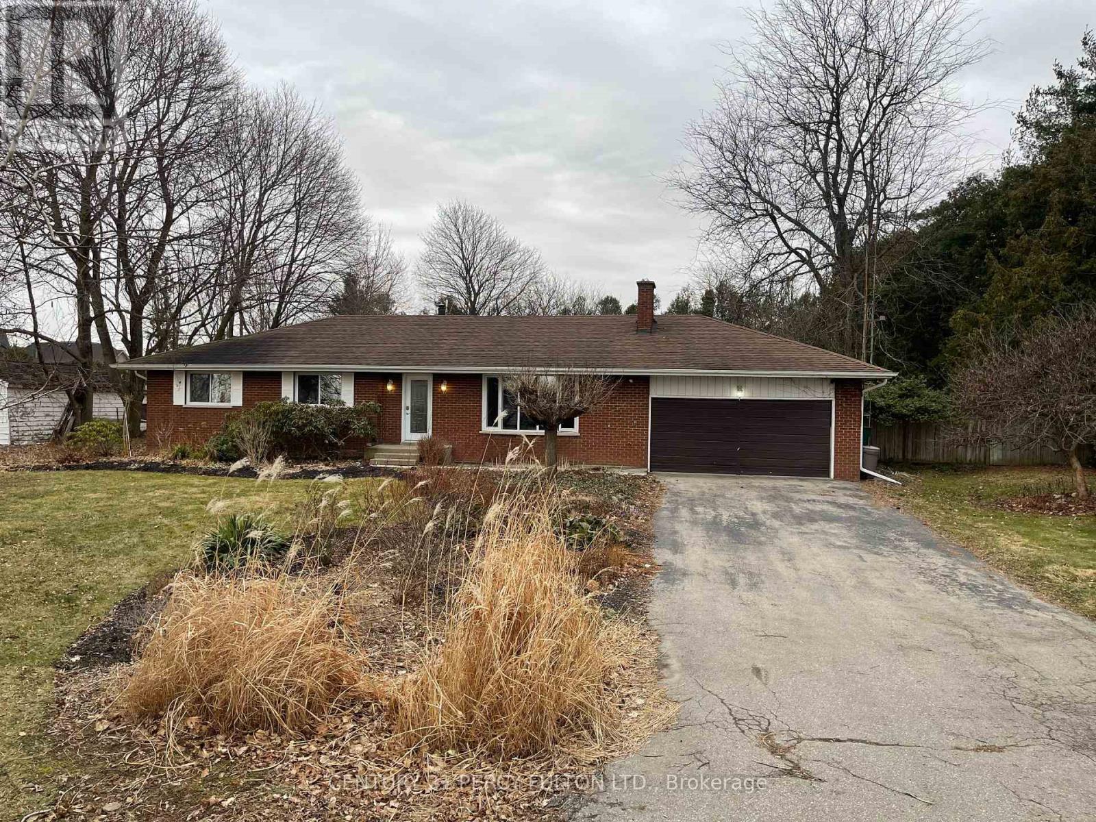 10208 Tenth Line, Halton Hills, Ontario  L0P 1K0 - Photo 7 - W12787732