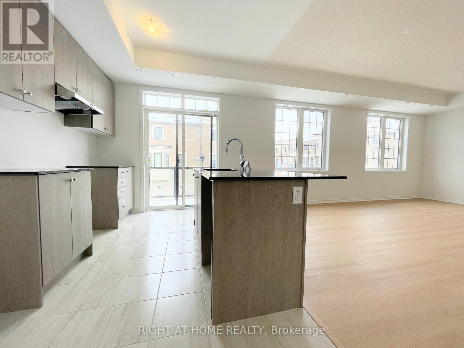 6 - 4320 Ebenezer Road, Brampton, Ontario  L6P 4S2 - Photo 11 - W12788520