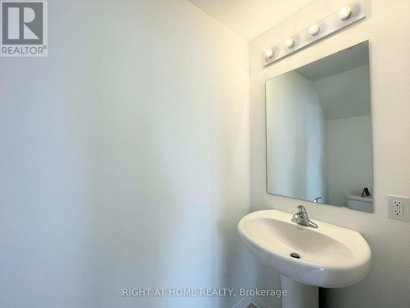 6 - 4320 Ebenezer Road, Brampton, Ontario  L6P 4S2 - Photo 8 - W12788520