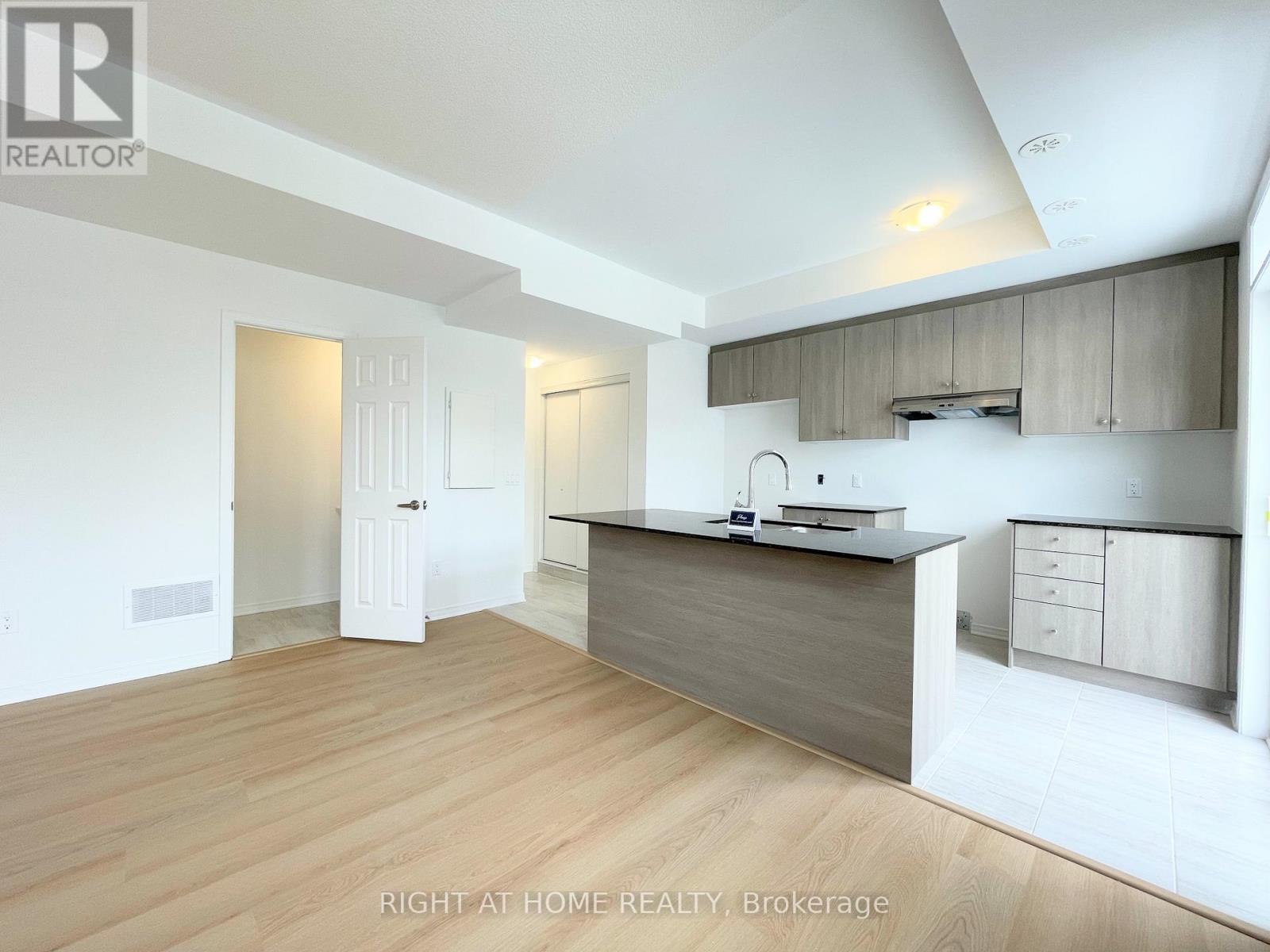 6 - 4320 Ebenezer Road, Brampton, Ontario  L6P 4S2 - Photo 5 - W12788520