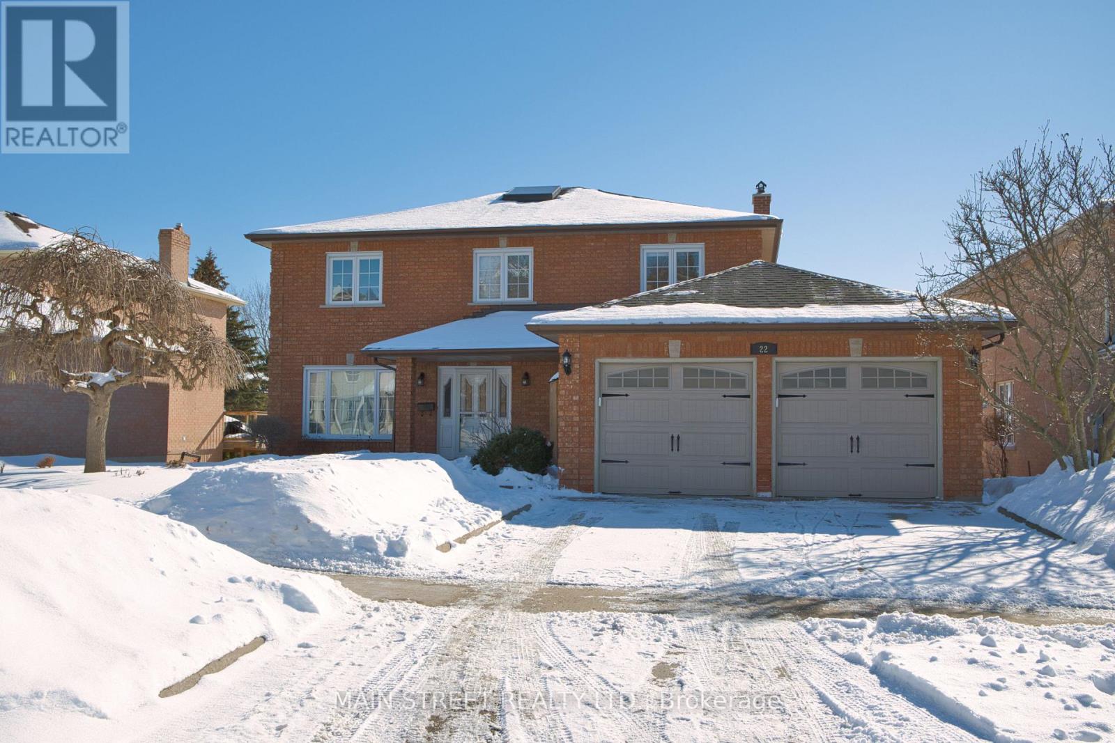 22 ROYAL COURT, Bradford West Gwillimbury, Ontario