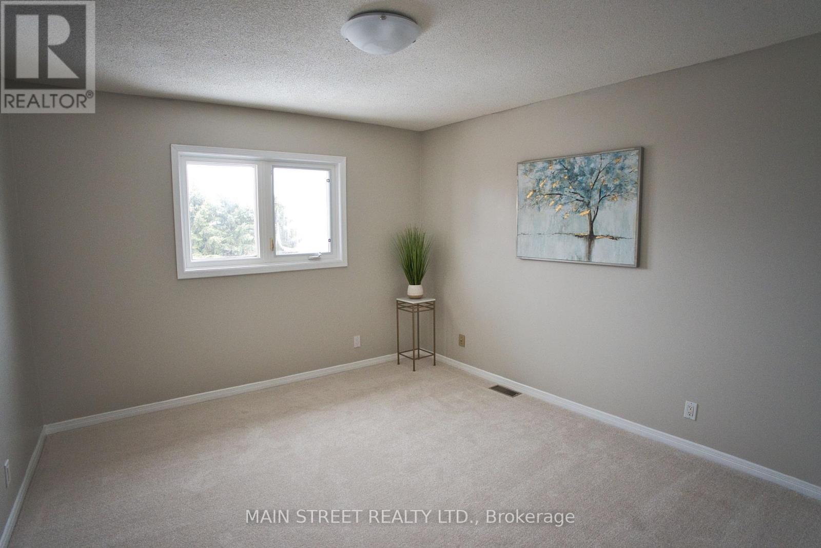 22 Royal Court, Bradford West Gwillimbury, Ontario  L3Z 2P4 - Photo 14 - N12790744