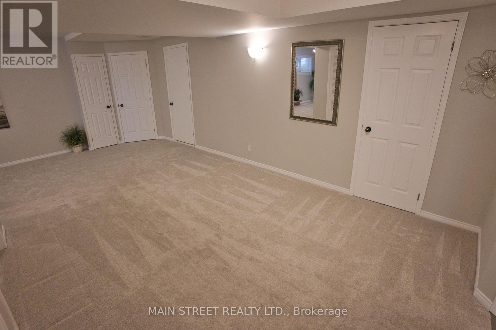 22 Royal Court, Bradford West Gwillimbury, Ontario  L3Z 2P4 - Photo 18 - N12790744